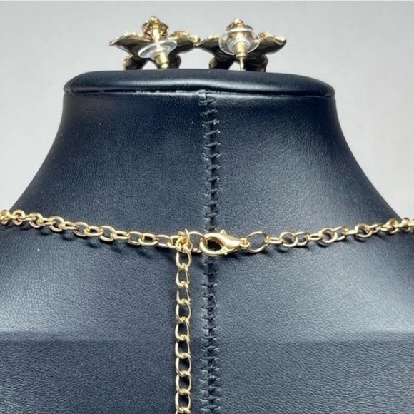 Fashion Jewelry Blue Floral Bling Rhinestone Necklace Earrings Set Unsigned #245 - Picture 7 of 12